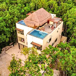 https://naajal-tulum.quintano-roohotels.com