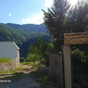 Guest house Mountain Vista Shkafi, Theth